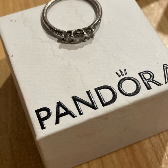 Pandora three stone Ring best seller!! - Picture 3 of 5